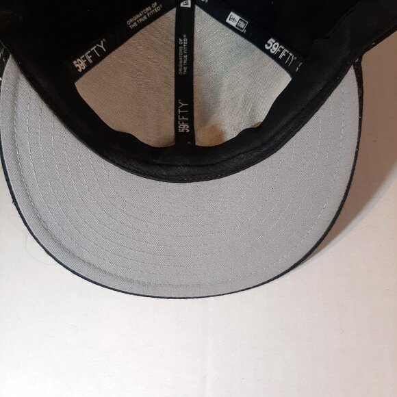 New Era x Kidrobot Mohawk Robot logo original 59 fifty Fitted Hat 7 3/8 gray blk - Picture 6 of 7